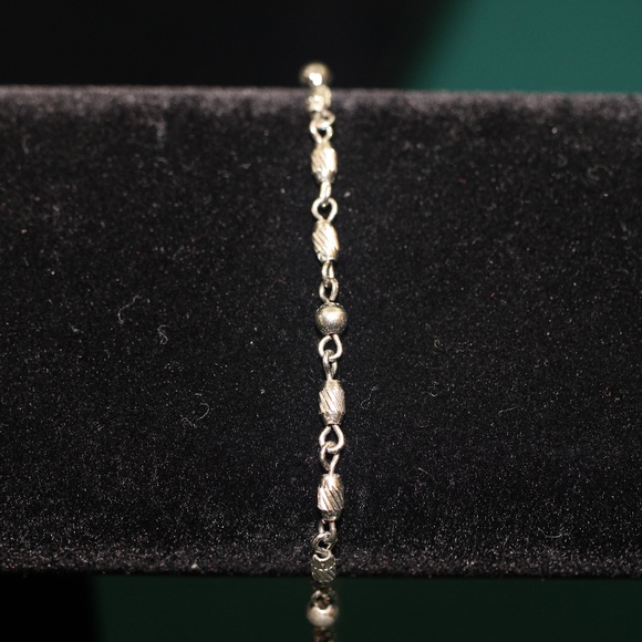 Sterling Silver 925 Sphere & Patterned Bracelet - Picture 3 of 5